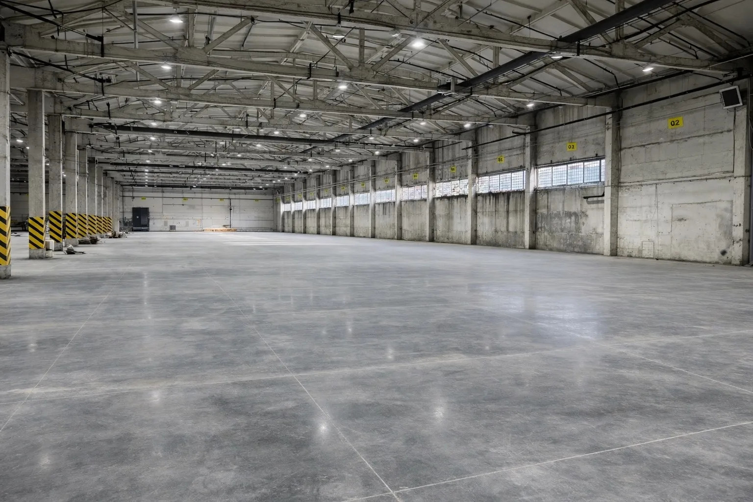 Склад на Универсальном